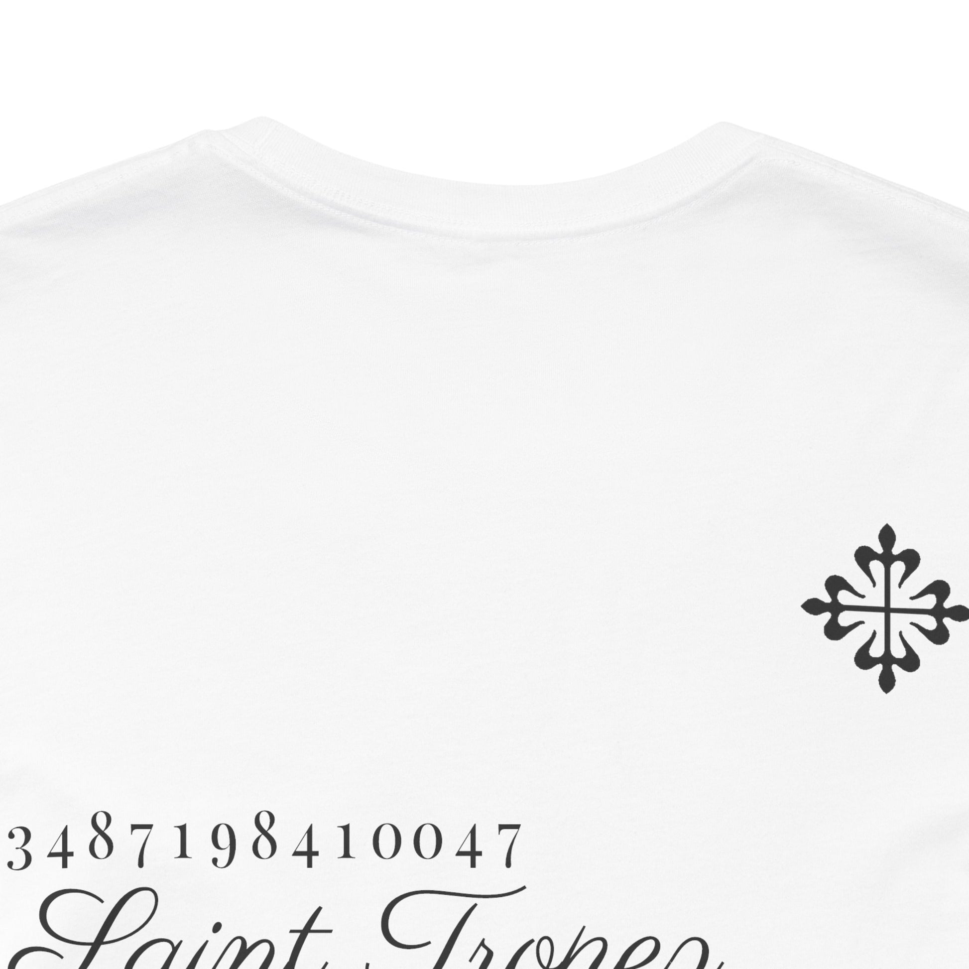 T-shirt with unique back print
